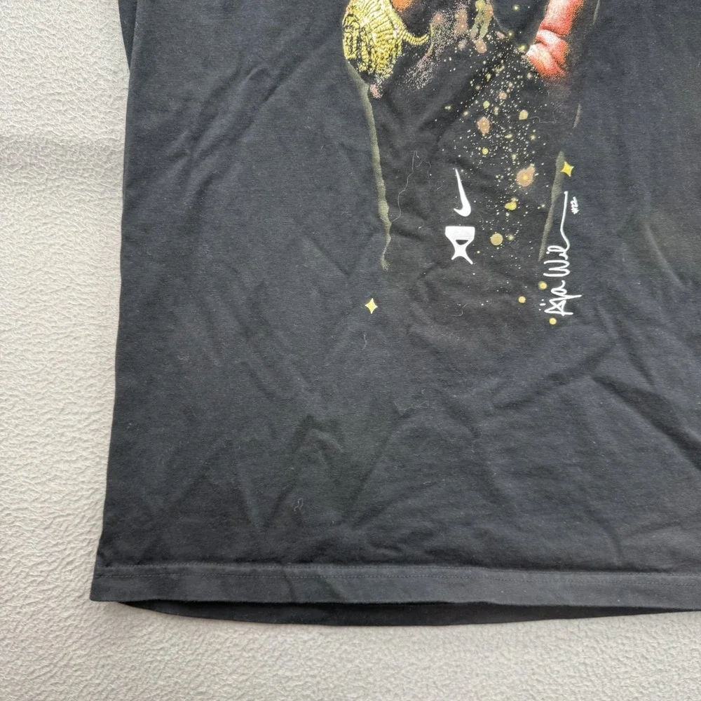 Nike Shirt Mens Small Black Shoe Hand Graphic The Nike Tee Tagless Loose Fit